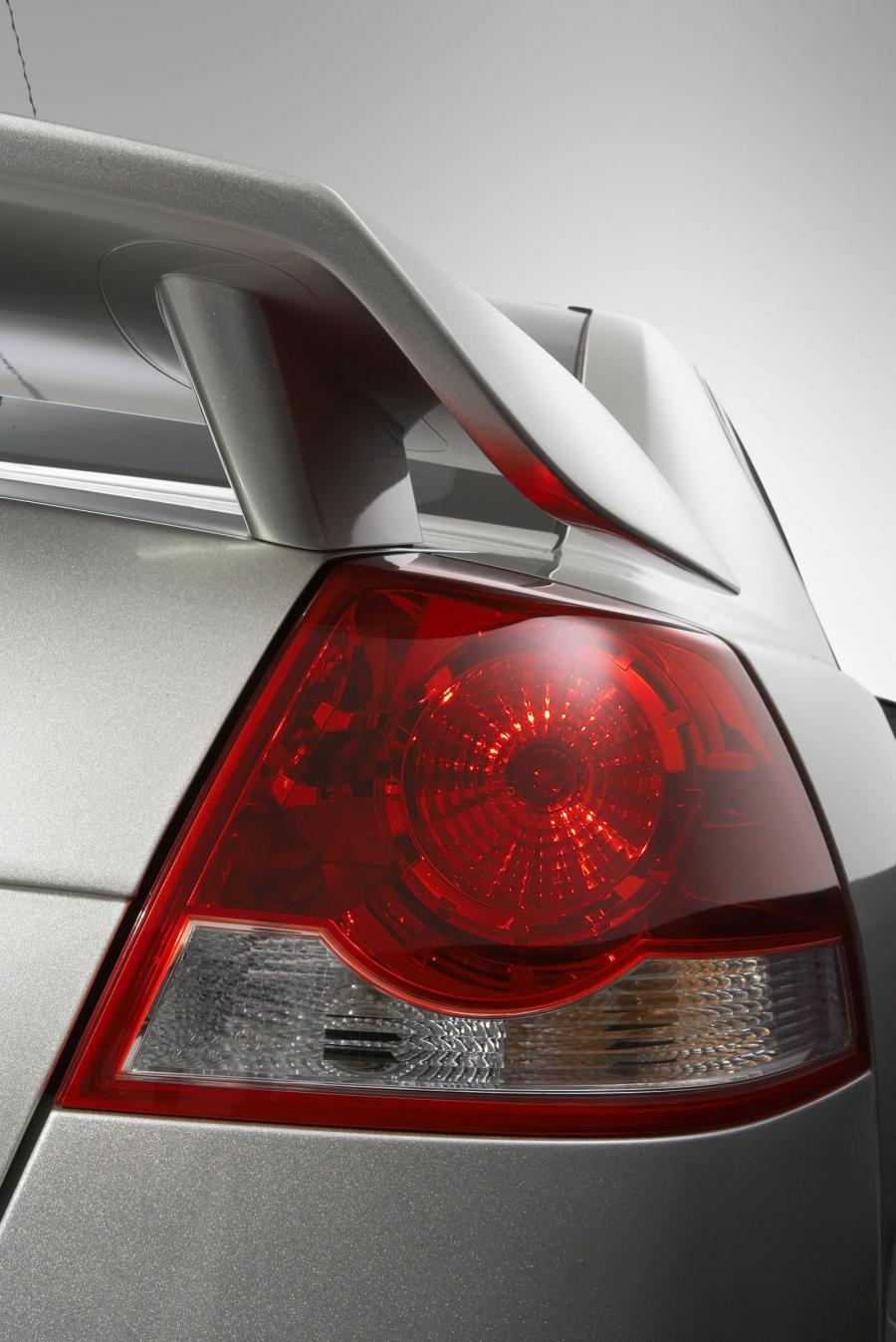  Holden Commodore SV6 2006 года  (фото 36 из 49)